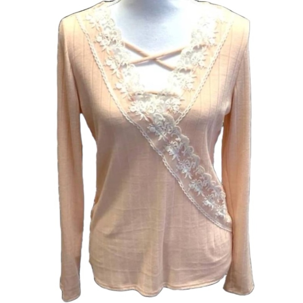 Sugarfox CROCHET LACE LONG SLEEVE TOP Small BLUSH PINK COQUETTE V-NECK EUC